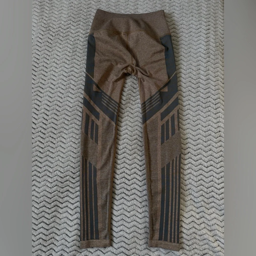 Alo Yoga Beige/green 7/8 High Waist Seamless Tempo Leggings Sz XS